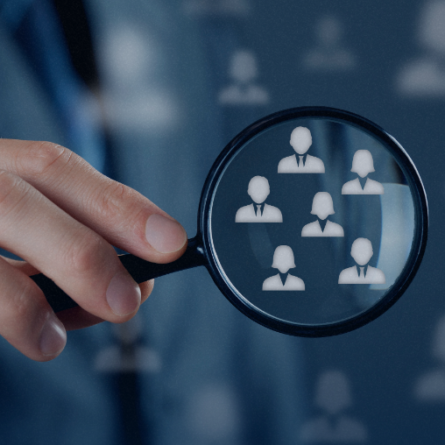 Conheça tipos de recrutamento e seleção, suas modalidades e como selecionar a abordagem adequada para necessidades específicas empresariais.