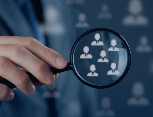 Conheça tipos de recrutamento e seleção, suas modalidades e como selecionar a abordagem adequada para necessidades específicas empresariais.